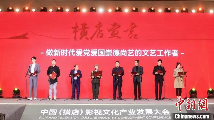 怎么联系竞技宝客服
